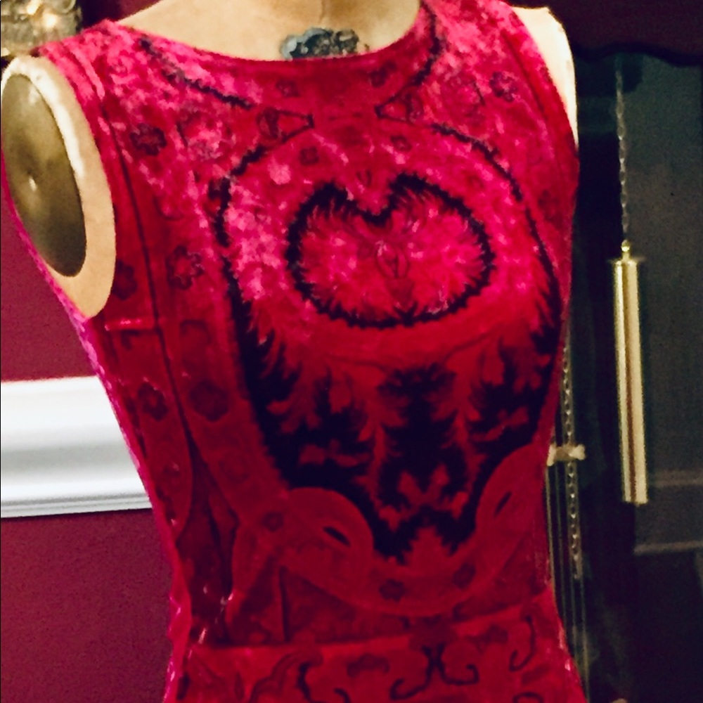 2pc. Valentine’s Day Top/Mini-skirt‼️